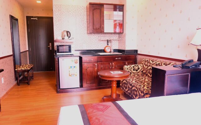 Collection O Emerald Luxury Apartment - Near SECC