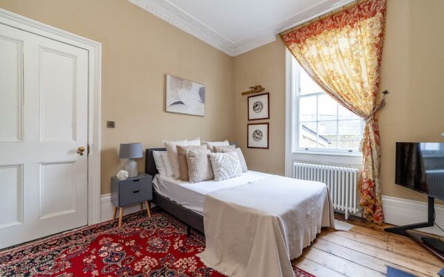 The New Cross Premier Room
