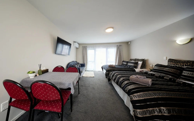 Willowbank Motel