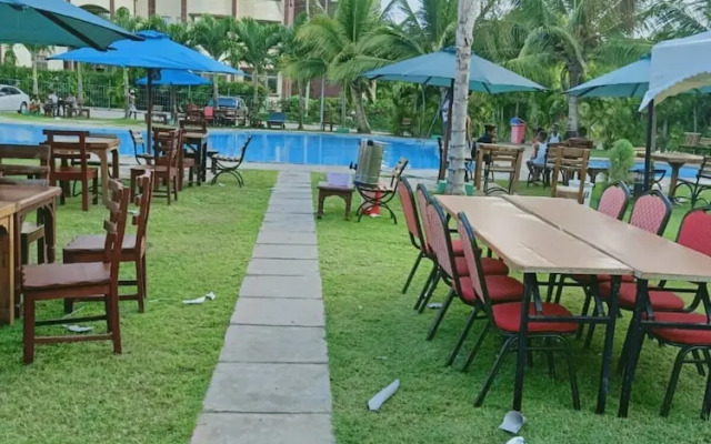 Lux Suites Sunset Holiday Apartments