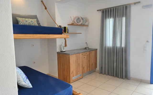 1-bed Apt at Hotel, Near Perivolos Black Beach