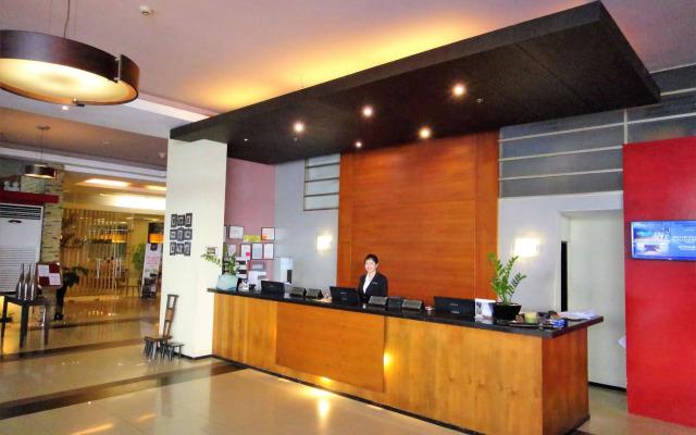 Mallberry Suites Business Hotel