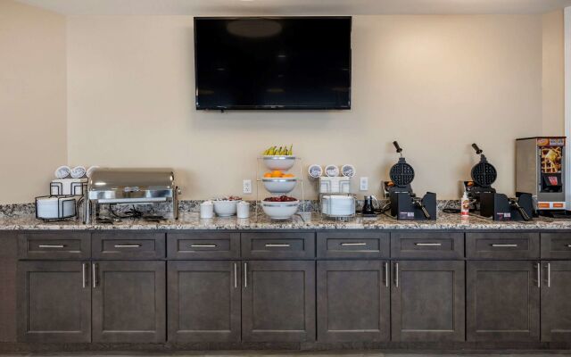 Comfort Inn & Suites Daytona Beach Oceanfront