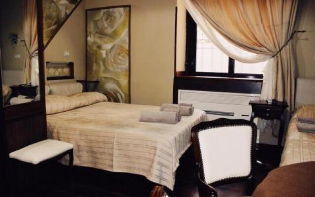 Ronda St. Angelo Suites