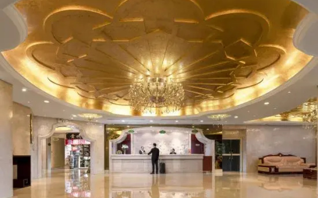 Vienna Hotel (Guiyang Fountain Subway Station Yangmingci Subway Station)