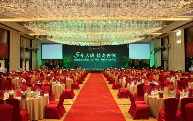 Heyuan Mels Welton Evergreen Lake Hotel