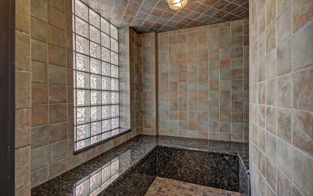 8843 The Springs 2 Bedroom Condo