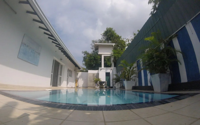 Tripper's Private Villa