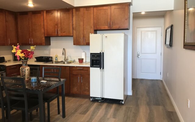 Fully Furnished Apartments near CSUN