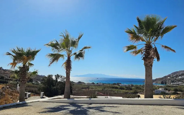 Mykonos4Islands Seaside Homes and Suites