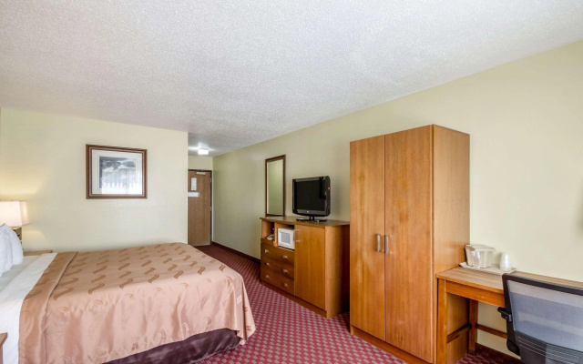 Quality Inn Mineral Point
