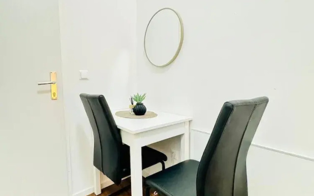 Affordable 5BR Apt Near Atzgersdorf