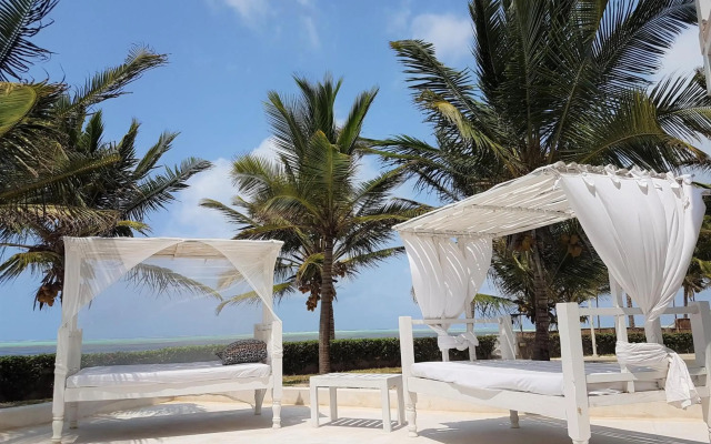 Life Resort St.Thomas Royal Palm