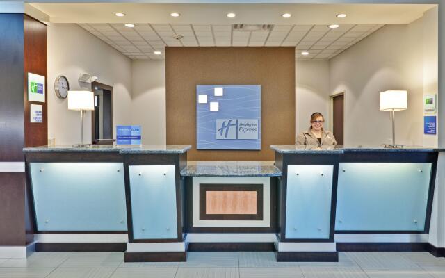 Holiday Inn Express Hotel & Suites New Philadelphia by IHG