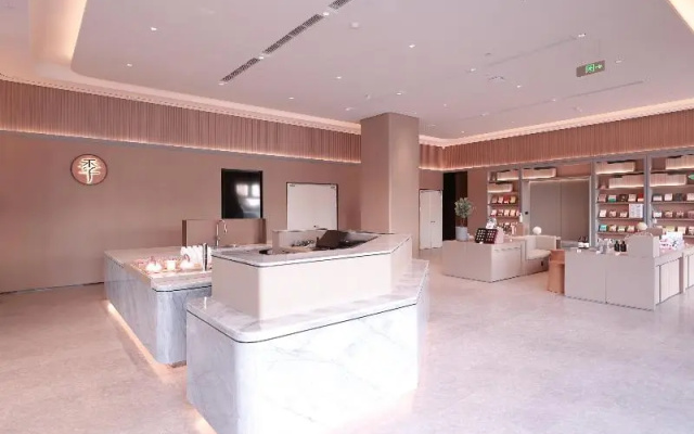 JI Hotel (Yancheng High-Speed Railway Station Baolong Square) – Lobby – Yancheng