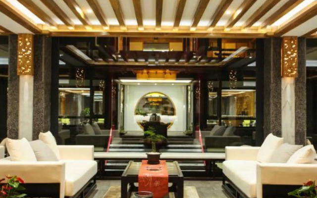 LiuHeYunYan Hotel.Dali