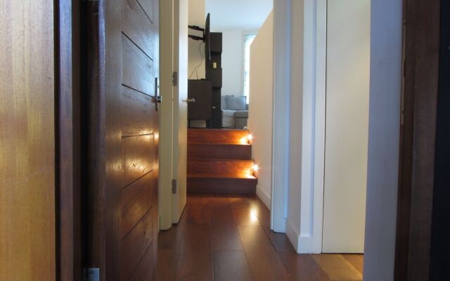 Parsons Green Lane Apartment