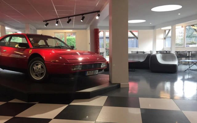 Enzo Trappes By Kyriad Direct