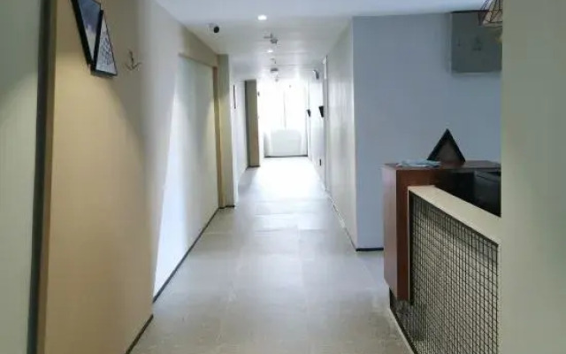 Feiyang Business Hotel