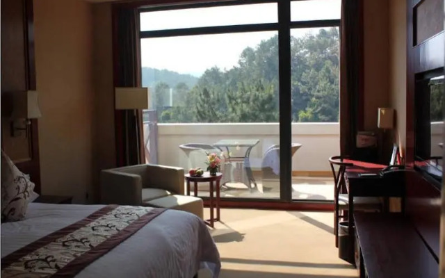 New Century SPA and Resort PUER