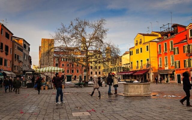 Venice Garden View Apartments
