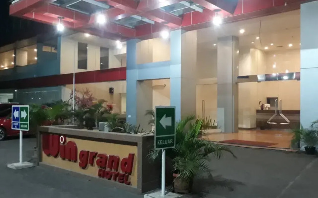 Win Grand Hotel