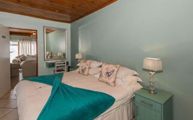 Whale Coast Lodge