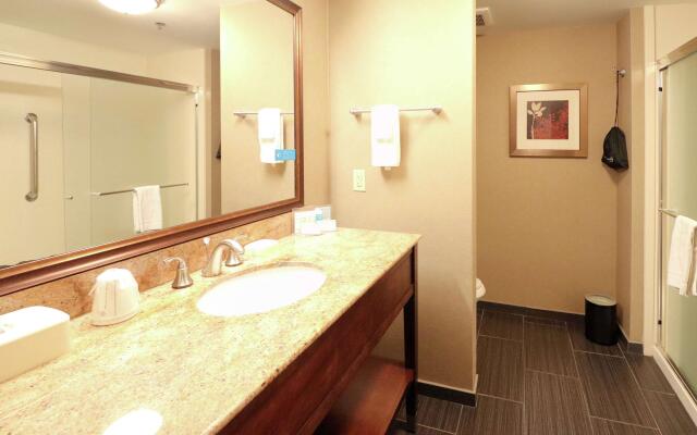 Hampton Inn Columbus-South