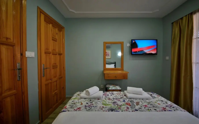 Thales Butik Otel