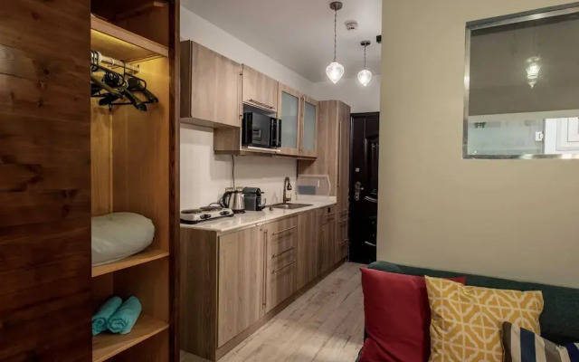 Jacuzzi Studio @ The Pyramids Free Airport Pickup