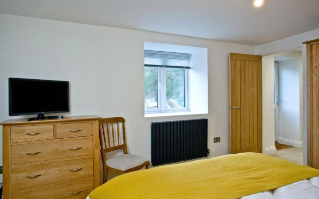 The Barn, 21 At The Beach, Torcross