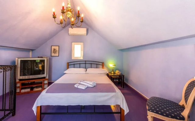 Villa Belezza Sleeps 8 With Pool