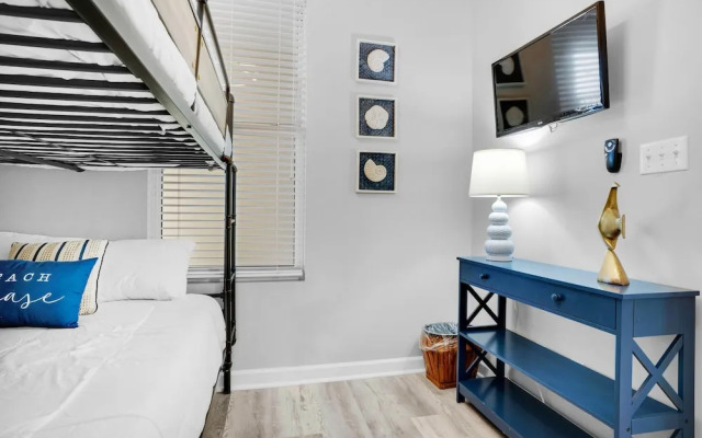 Grandview East 302 - Sandscape