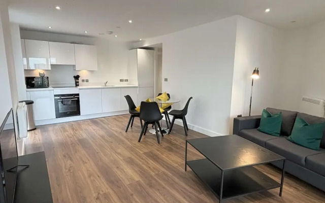 Modern 2 bed With Parking - Grand Exchange Bracknell