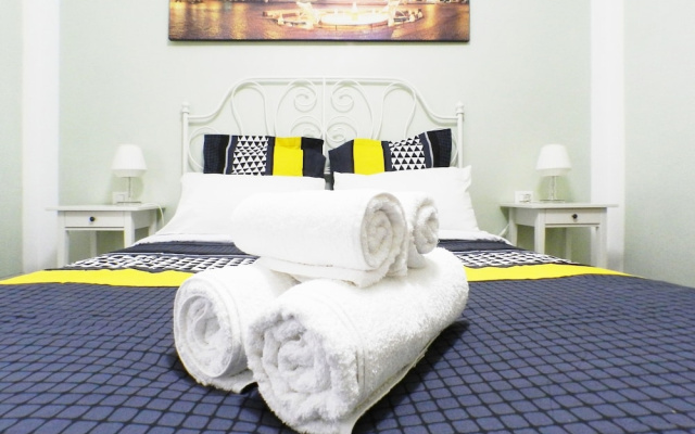 Longhi Holidays House