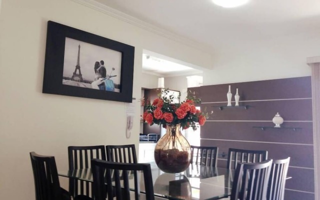 Apartamento a 200m do Mar BCHost 17