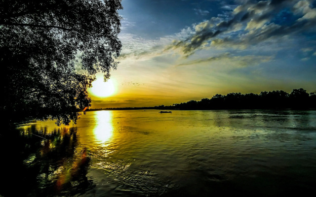 Sabak Awor Resort