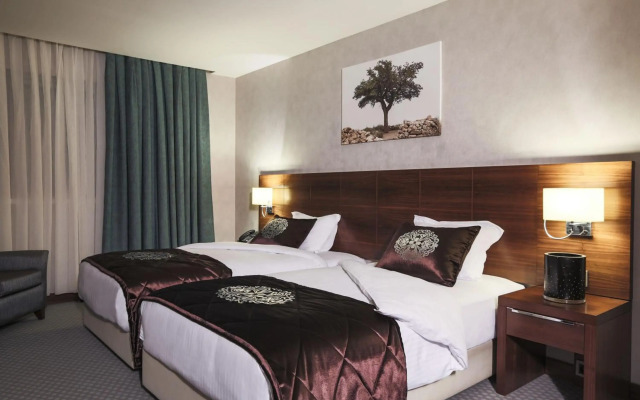 Nevali Hotel