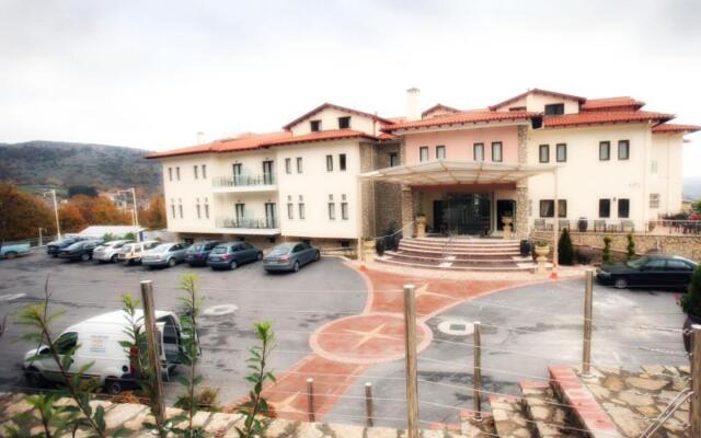 Afkos Grammos Luxury Boutique Hotel