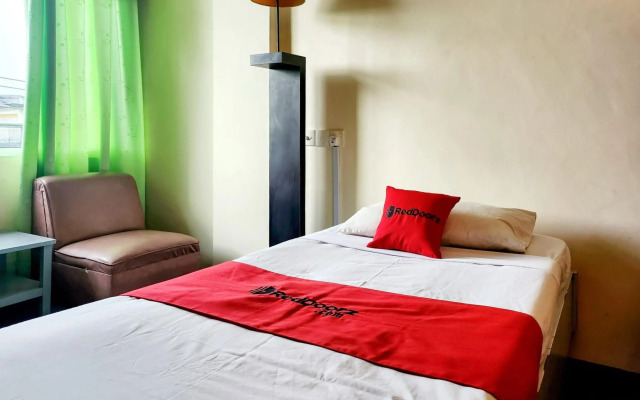 OYO 2487 Sampurna Jaya Hotel