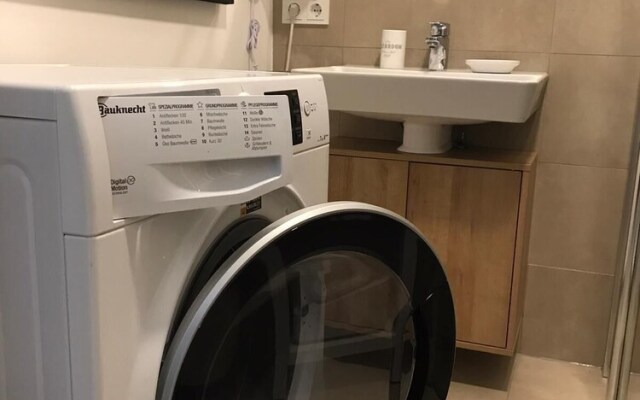 Business/holiday Apartment With Whirlpool