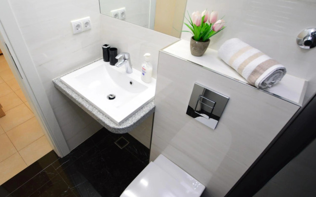 TOP-APARTMENT MONTENEGRO, with private Pool!