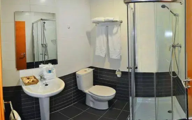 Apolo Suites Rentalmar