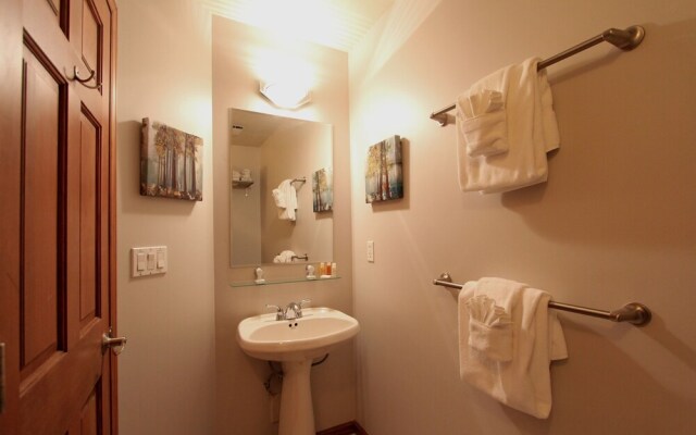 Signature Condos By Whistler Retreats