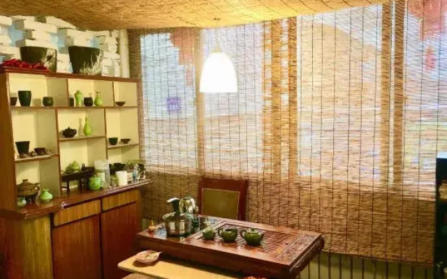 Gelin Luoman Fengqing Hotel