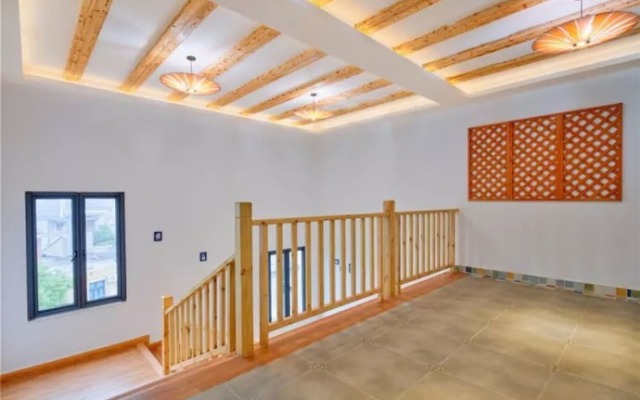 Floral Hotel Xiangfengling Hostel