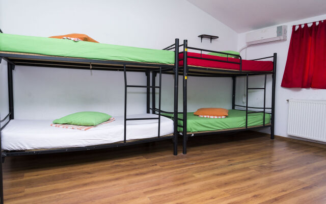 Piata Uniri Cozy Inn