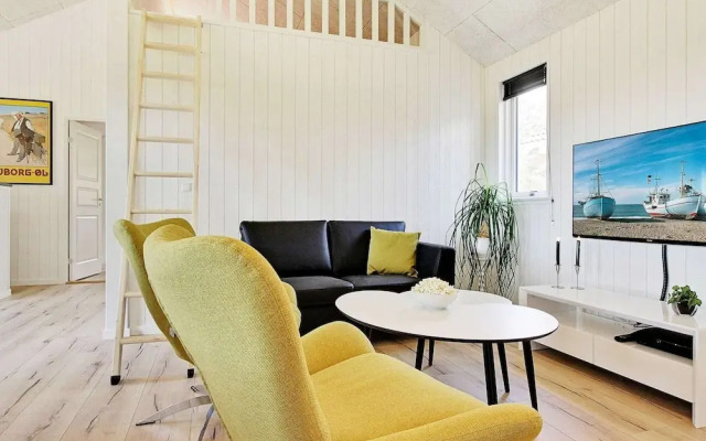19 Person Holiday Home in Nexo