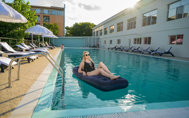 Hotel Queen Vera