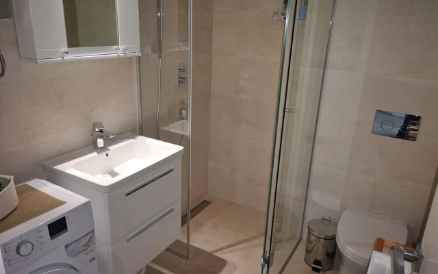 Wine One Bedroom Apartment -28